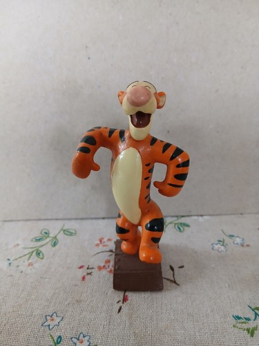 Disney store tigger - store,