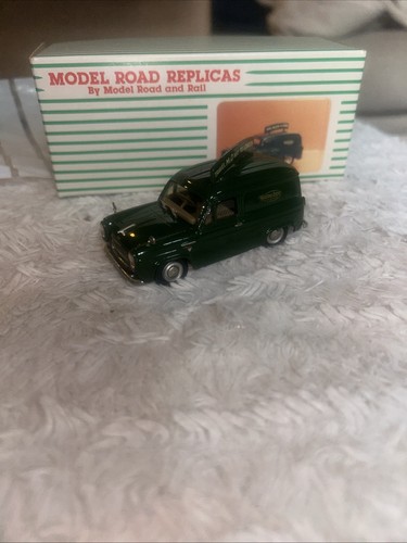 Model road replicas ford 300e - model,