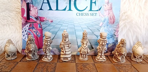 Chess alice wonderland - alice,