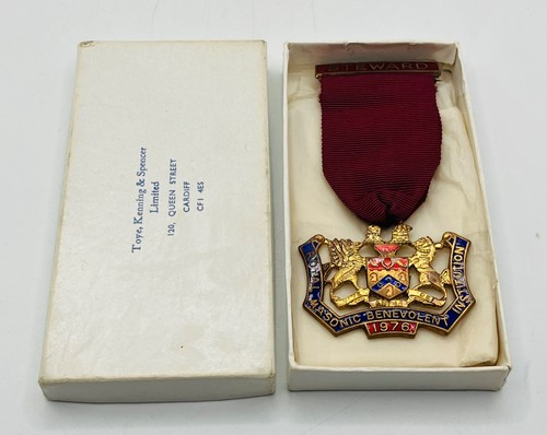 Royal masonic benevolent - royal,