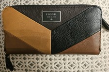 Fossil Leather Zip Around