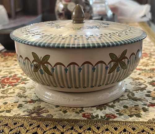 Vintage english biscuit - biscuit, tin