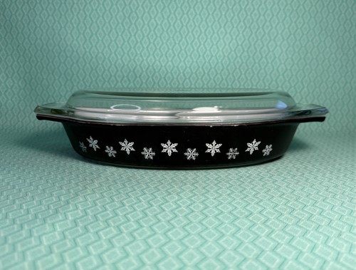 Jaj pyrex black snowflake - pyrex,
