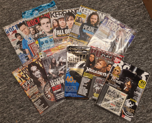 Music magazine bundle kerrang - music,