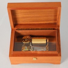 REUGE MUSIC BOX  Anniversary