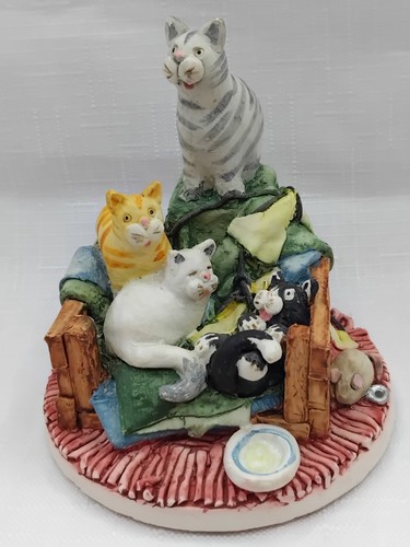 Colour box cats collectors - box,
