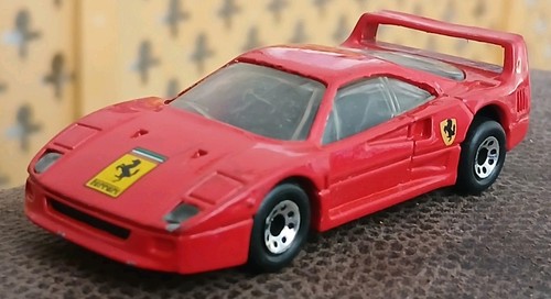 Matchbox ferrari f40 red - ferrari, in