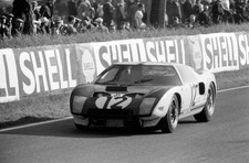 Richard Attwood Jo Schlesser