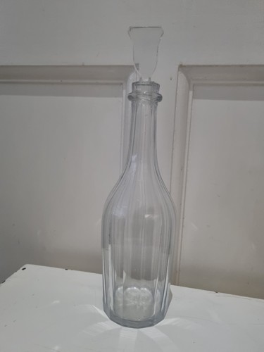 Georgian bottle shaped - a,