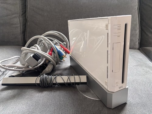 Nintendo wii 8gb white - wii, console
