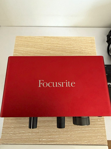 Focusrite scarlett 2i2 usb - focusrite,