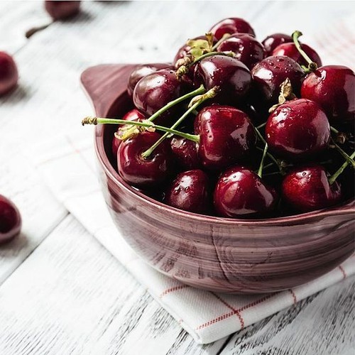 Sweet cherry fruit tree - sweet,