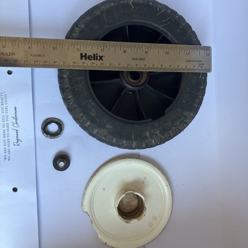 Honda hrb423 front wheel - front, bolt