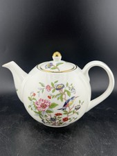 small Aynsley Pembroke bone