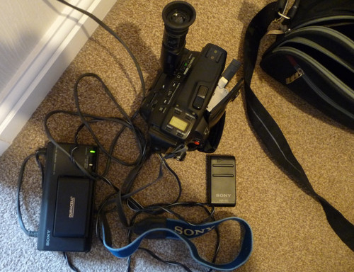 Sony handycam ccd tr50e 8mm - sony,