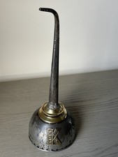 Vintage KAYES LEEDS Oil Can Upright Thumb Oiler Pie Crust Edge