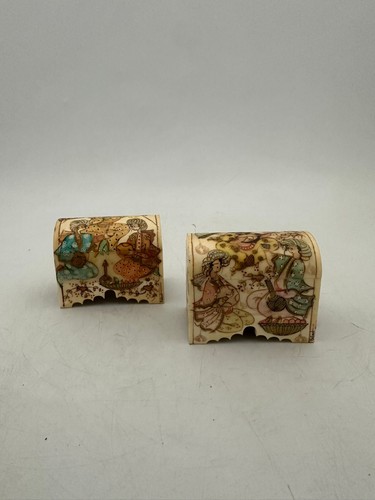 Pair vintage persian - vintage,