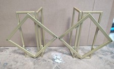 Metal wall mounted gold coloured wall decor 26x26cm