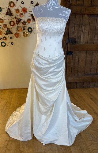 Wedding outfit ivory satin - ivory,