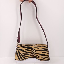 Guess Domitilla Flap Shoulder