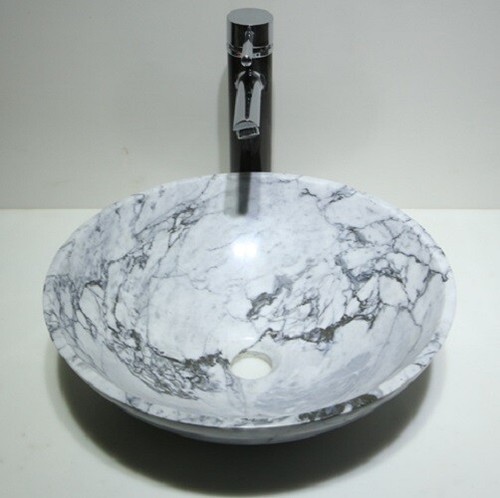 Luxury bathroom carrara - luxury,