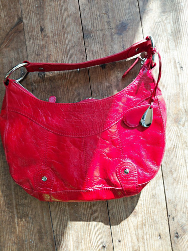 Tula red pebbled - red, leather