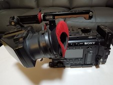  SONY PMW-F5 Professional Super 35mm 4K CMOS sensor with DVF-L350 VF