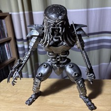 Predator Handmade Metal Sculpture Model Figure 30cm Art Statue