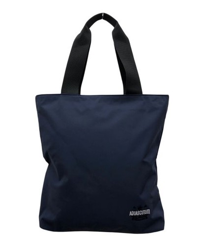 Aquascutum