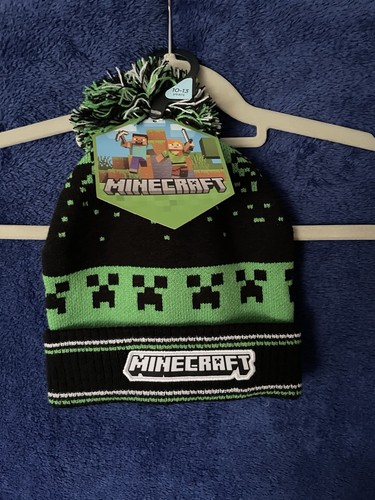 Bnwt minecraft pompom hat - pompom,