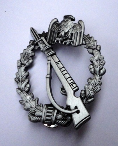 Infantry assault badge silver - assault,