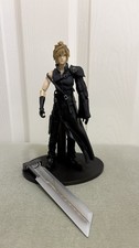CLOUD STRIFE FINAL FANTASY VII ADVENT CHILDREN PLAY ARTS ACTION FIGURE 