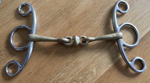 Neue schule elevator lozenge - schule,
