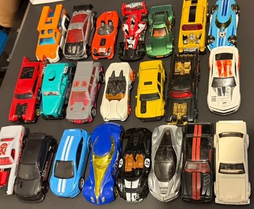 Hot wheels cars bundle 22 - wheels,