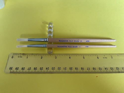 Smith bristle artist - w, 2