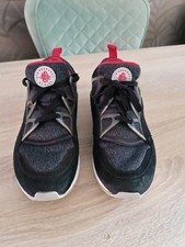 Nike Air Huarache Light Black / University Red – UK 6.5 – Used – Good Condition