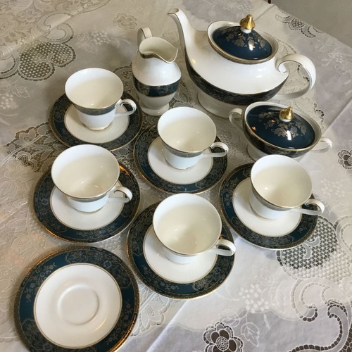 Royal doulton carlyle tea set - doulton,