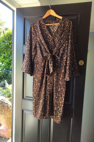 Frank usher dress with - usher,