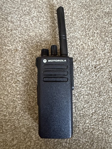 Motorola dp4400 two way radio - motorola, two-way