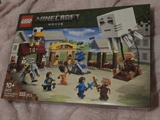 LEGO Minecraft The Ghast Balloon Village Attack Toy 21273