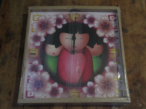 Picture clock japanese dolls - picture,