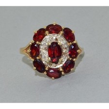 9ct Gold Garnet and Diamond