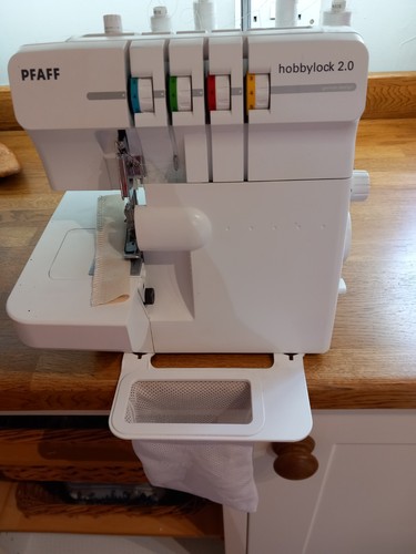 Pfaff hobbylock sewing - 2.0,