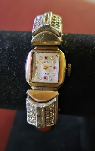 Vintage gold toned art deco - vintage,
