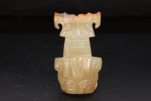 Jade carved beast - jade, pattern