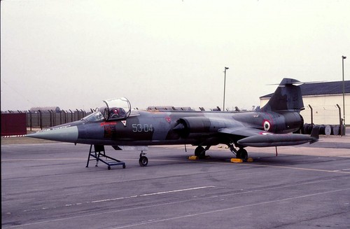 Original colour slide 104s - colour, f-104s