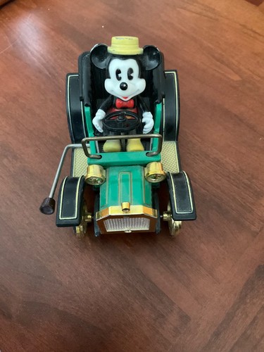 Very rare green - green,