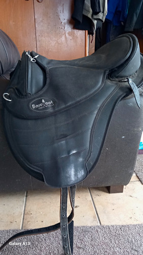 Barefoot treeless drytex horse - barefoot,