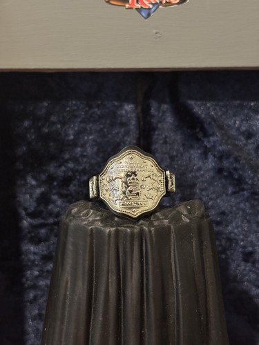 Wcw toybiz heavyweight - toybiz,