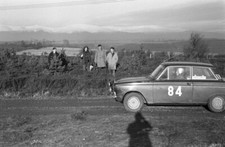 D Thompson & Vauxhall Viva RAC